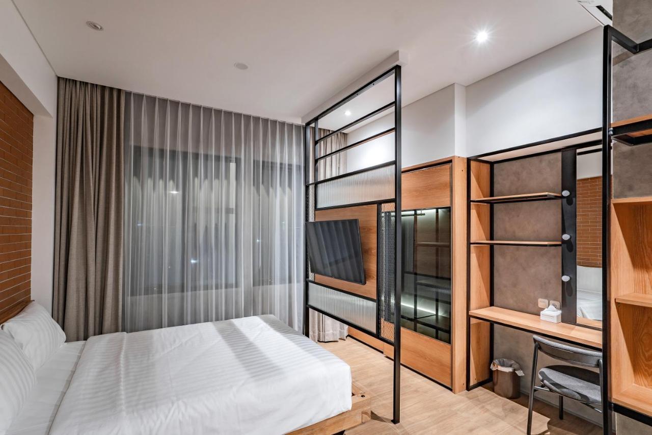 Loa Living Solo Baru Hotel Grogol ภายนอก รูปภาพ