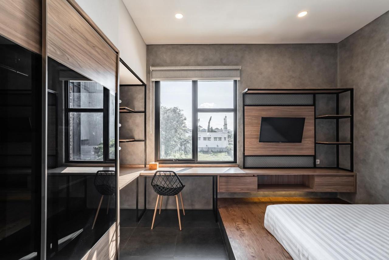 Loa Living Solo Baru Hotel Grogol ภายนอก รูปภาพ